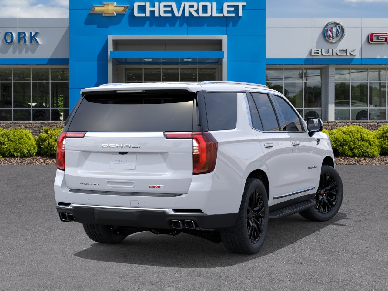 2026 GMC Yukon Denali - Photo 28