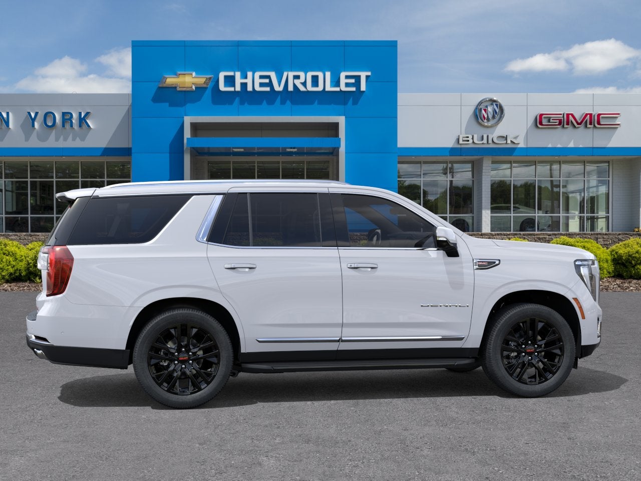 2026 GMC Yukon Denali - Photo 29