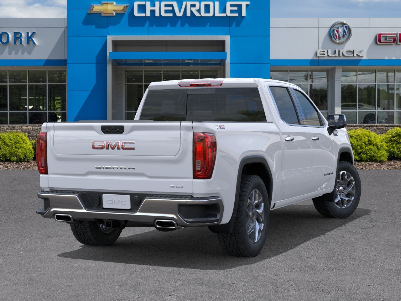 2026 GMC Sierra 1500 SLT