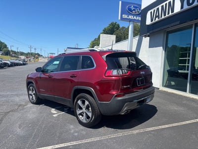 2020 Jeep CHEROKEE LIMITED