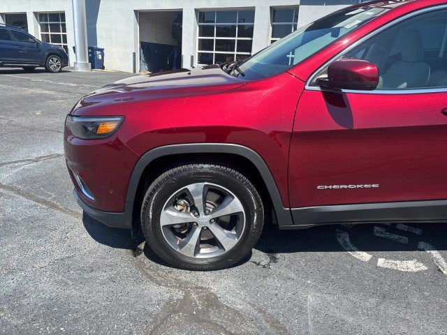 2020 Jeep CHEROKEE LIMITED