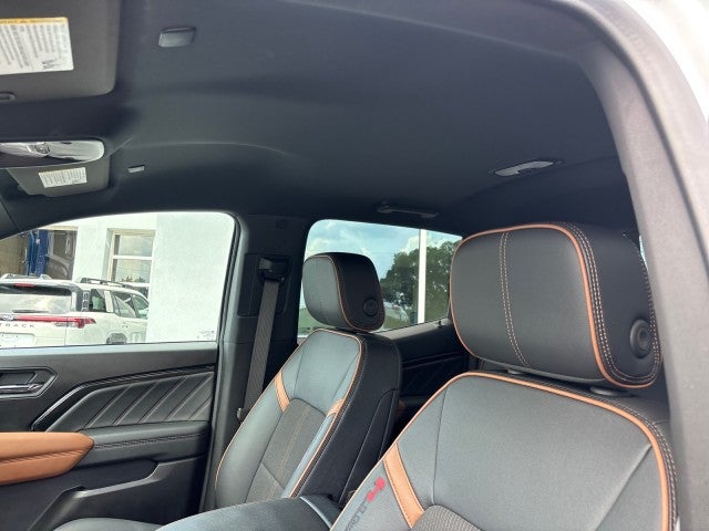 2025 GMC Canyon AT4
