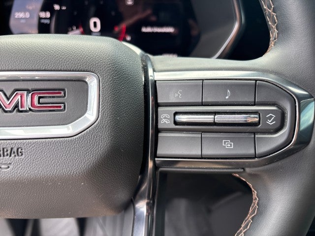 2025 GMC Canyon AT4