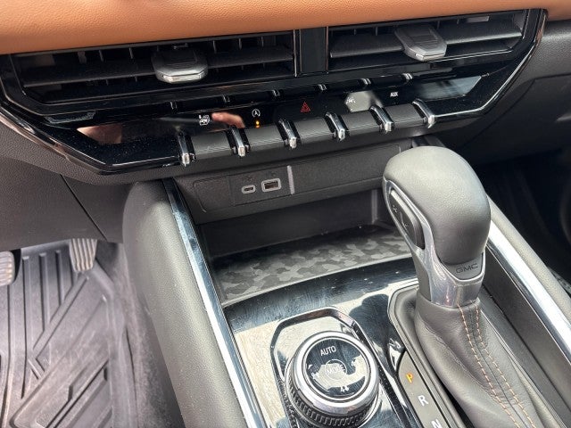 2025 GMC Canyon AT4
