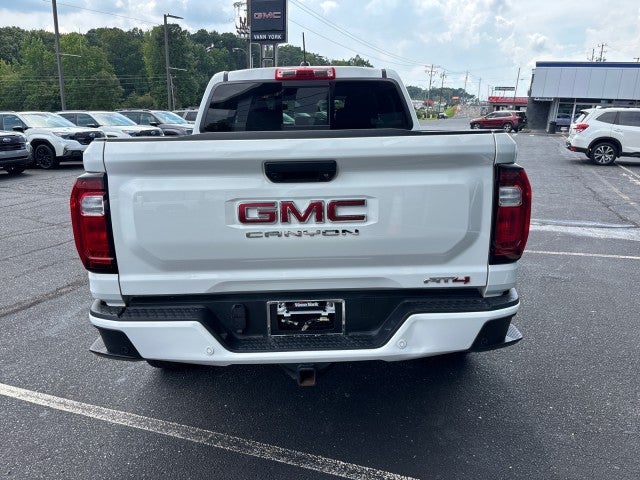 2025 GMC Canyon AT4