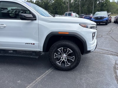 2025 GMC Canyon AT4