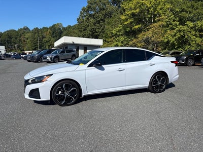 2023 Nissan Altima 2.5 SR