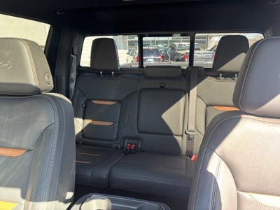 2025 GMC Sierra 1500 AT4