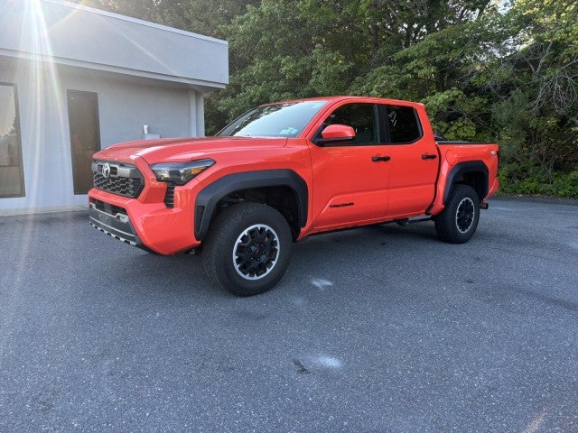 2024 Toyota Tacoma 4WD SR5