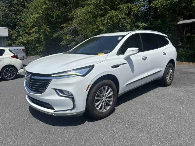 2022 Buick Enclave Essence