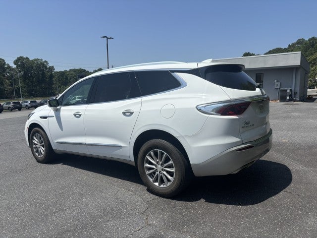 2022 Buick Enclave Essence