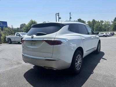 2022 Buick Enclave Essence