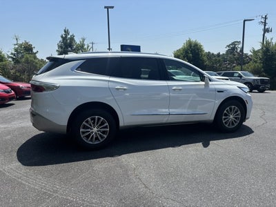 2022 Buick Enclave Essence
