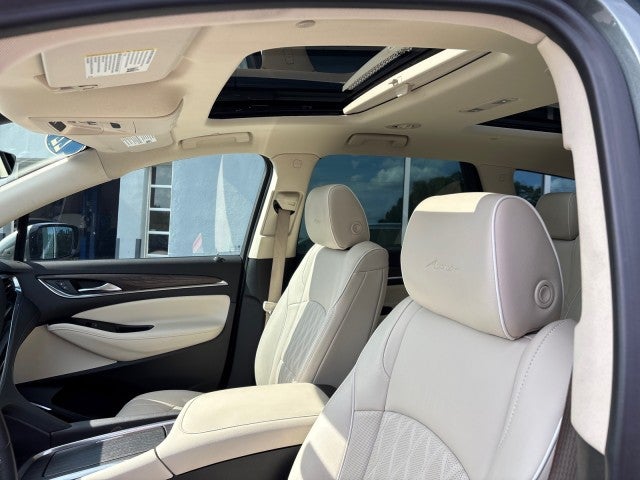 2022 Buick Enclave Avenir
