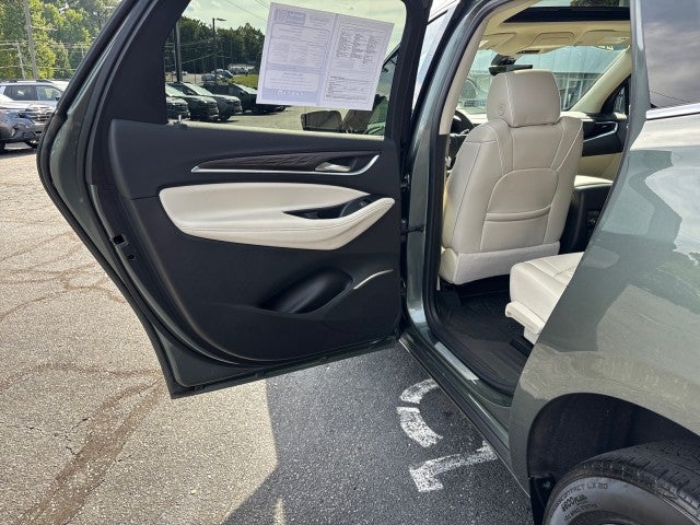 2022 Buick Enclave Avenir