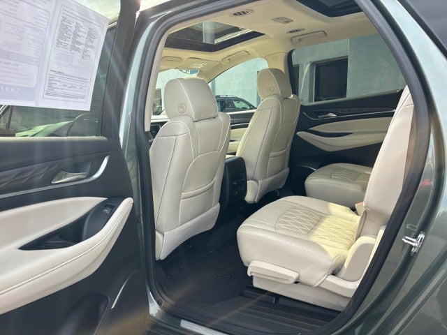 2022 Buick Enclave Avenir