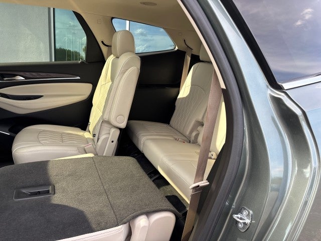 2022 Buick Enclave Avenir