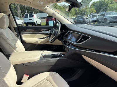 2022 Buick Enclave Avenir