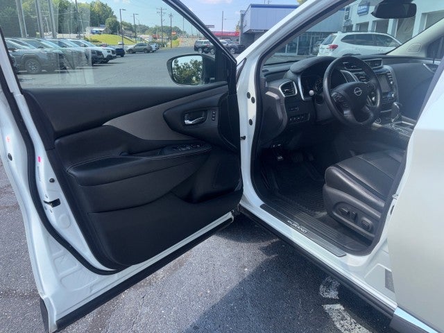 2023 Nissan Murano SL