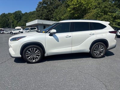 2021 Toyota Highlander Platinum