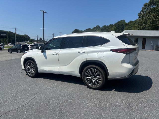 2021 Toyota Highlander Platinum