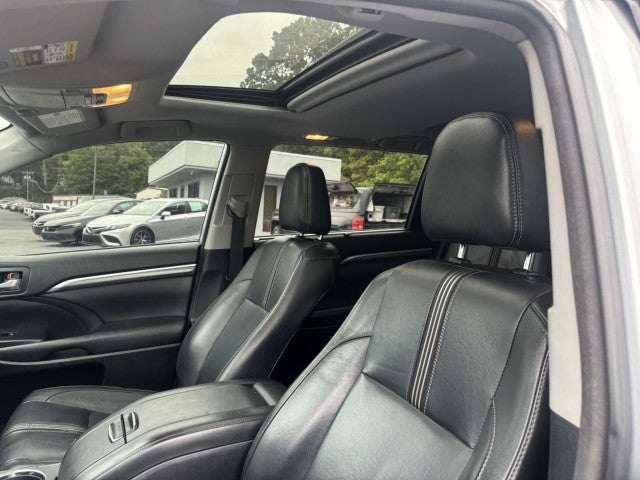 2018 Toyota Highlander SE