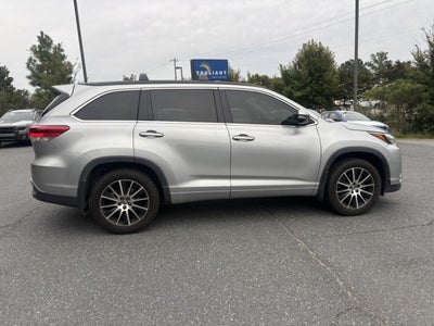 2018 Toyota Highlander SE