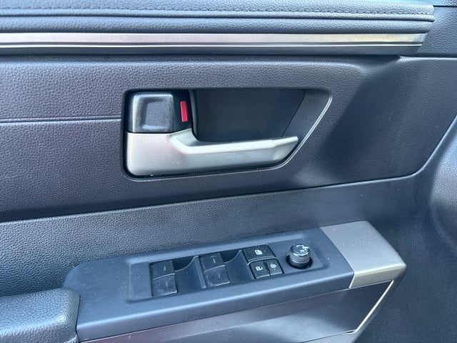 2022 Toyota Tundra 4WD SR5