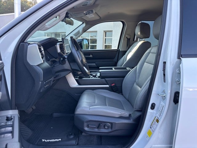 2022 Toyota Tundra 4WD SR5