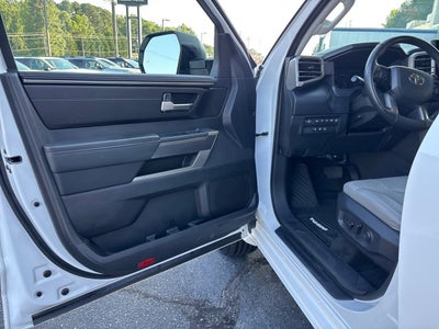 2022 Toyota Tundra 4WD SR5