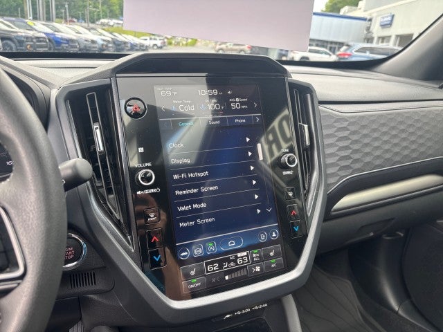 2025 Subaru Forester Premium