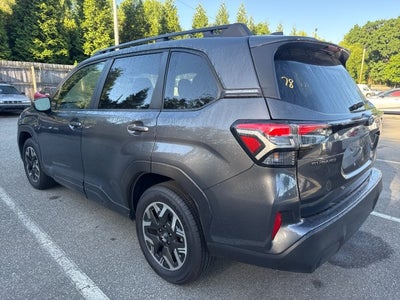 2025 Subaru Forester Premium