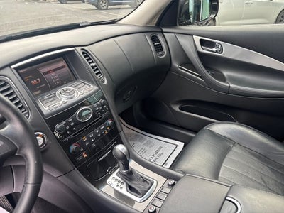 2017 INFINITI QX50 Base