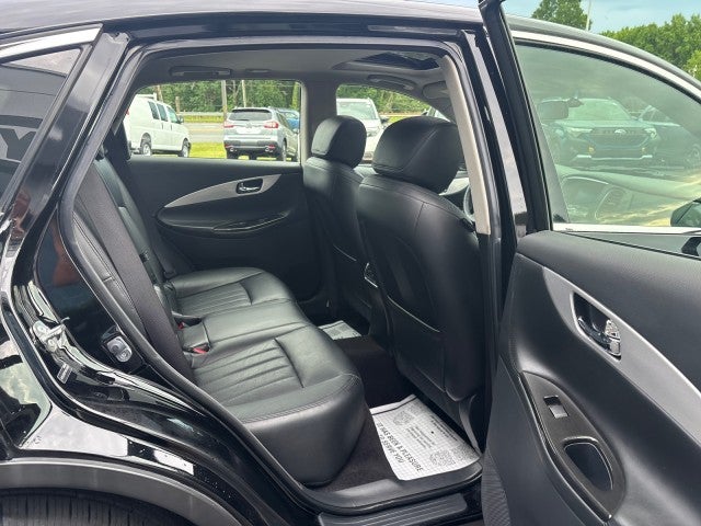 2017 INFINITI QX50 Base