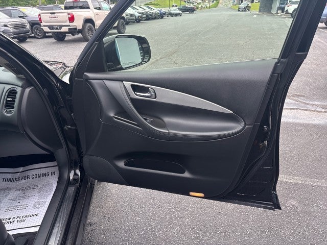 2017 INFINITI QX50 Base