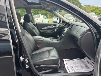 2017 INFINITI QX50 Base