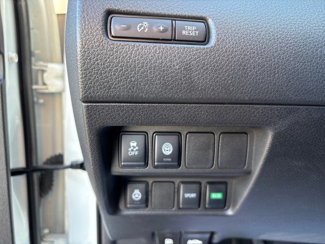 2022 Nissan Rogue Sport SV