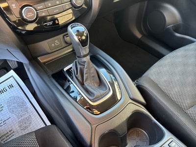 2022 Nissan Rogue Sport SV