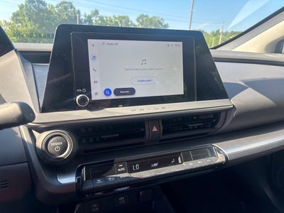 2025 Toyota Prius LE
