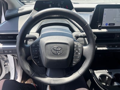 2025 Toyota Prius LE