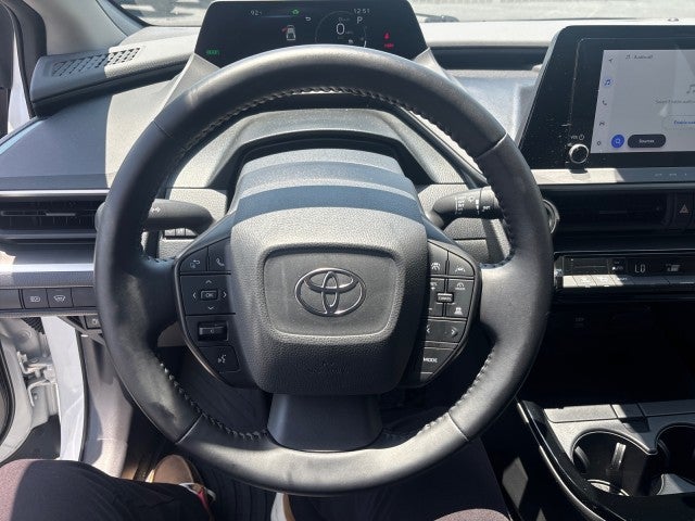 2025 Toyota Prius LE