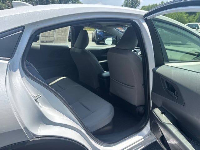 2025 Toyota Prius LE