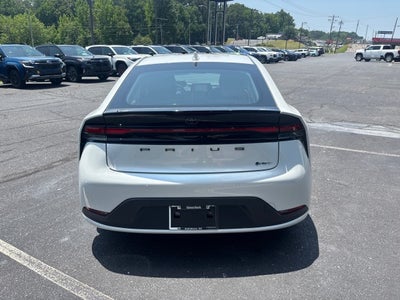 2025 Toyota Prius LE