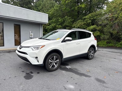 2017 Toyota RAV4 XLE