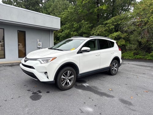 2017 Toyota RAV4 XLE