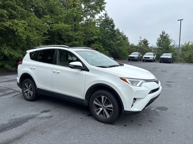 2017 Toyota RAV4 XLE
