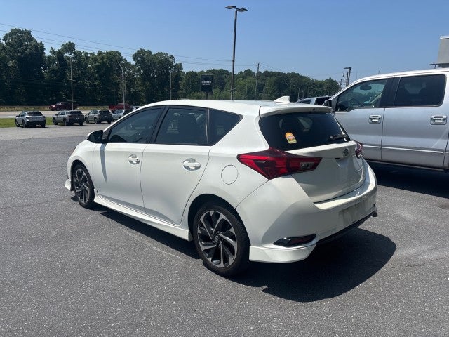 2016 Scion iM 5DR HB CVT