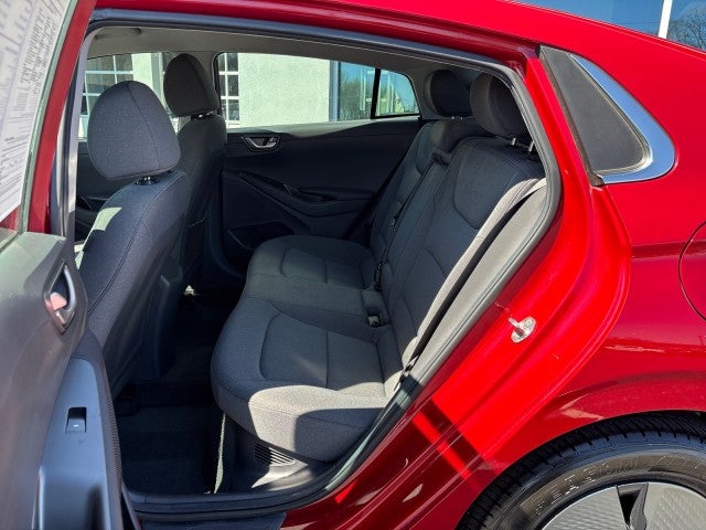 2022 Hyundai Ioniq Hybrid SE