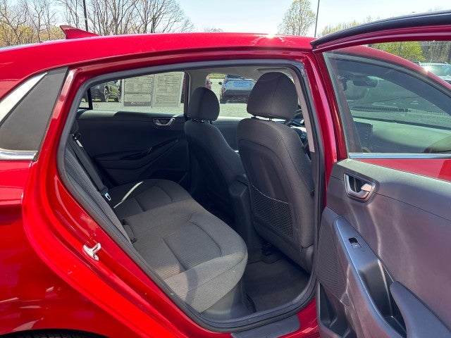 2022 Hyundai Ioniq Hybrid SE