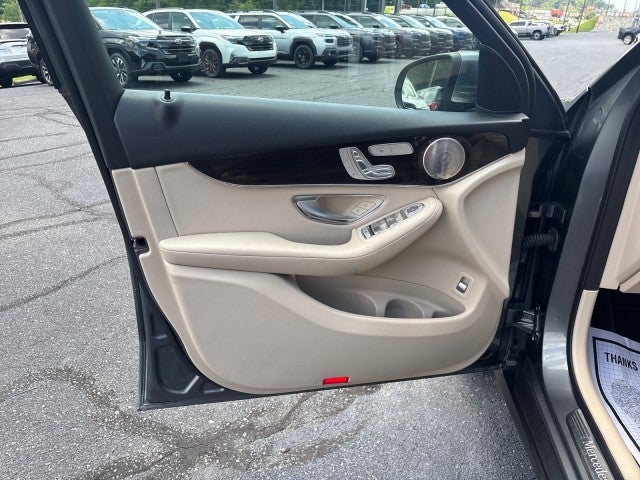 2021 Mercedes-Benz GLC GLC 300